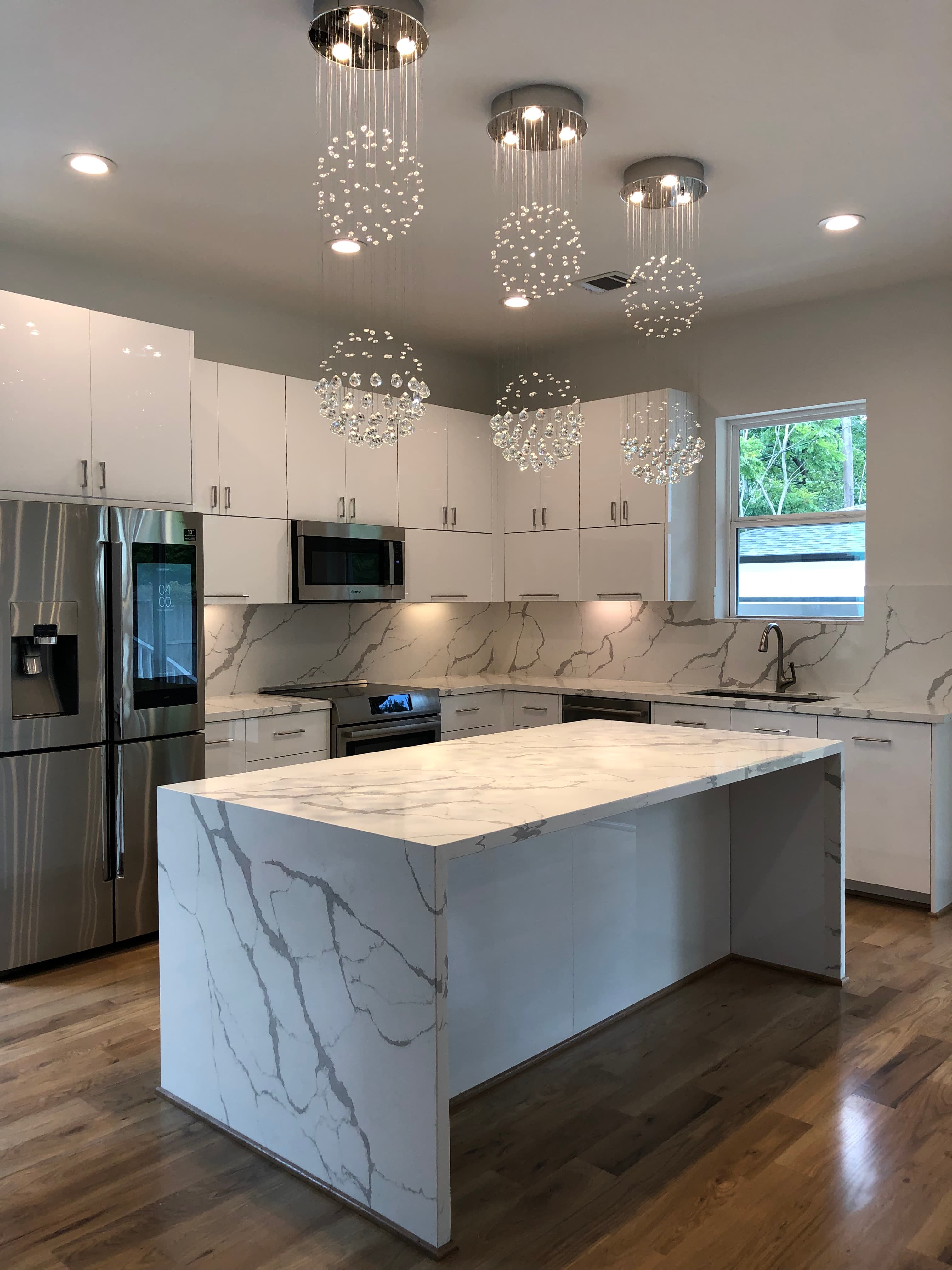 Classic kitchen remodel with quartz countertops